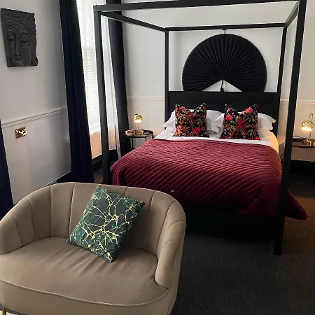 Franklin Mount Boutique Hotel 4*