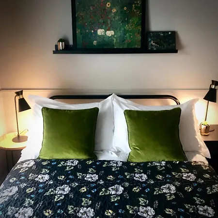 Franklin Mount Boutique Harrogate