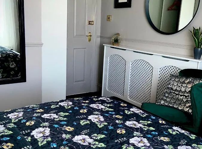 Franklin Mount Boutique Harrogate